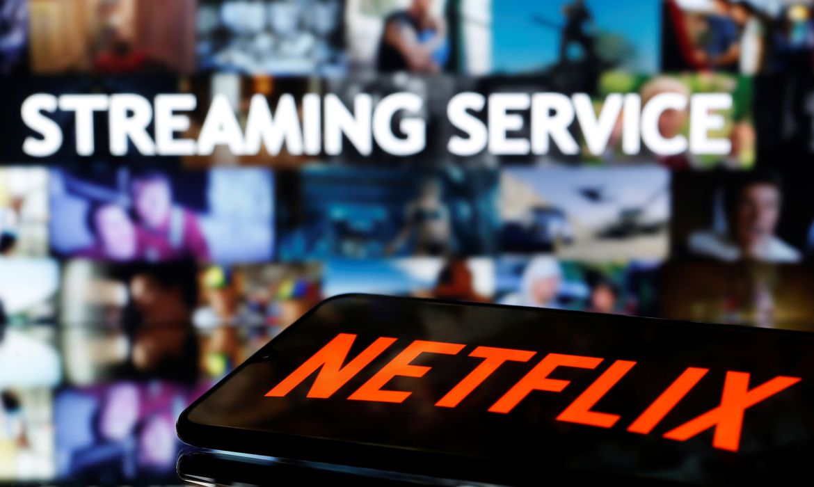 Netflix: Taxa adicional de R$ 12,90 por usuário extra? 